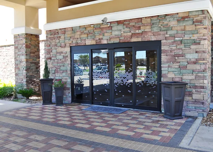 Hampton Inn & Suites Bay City