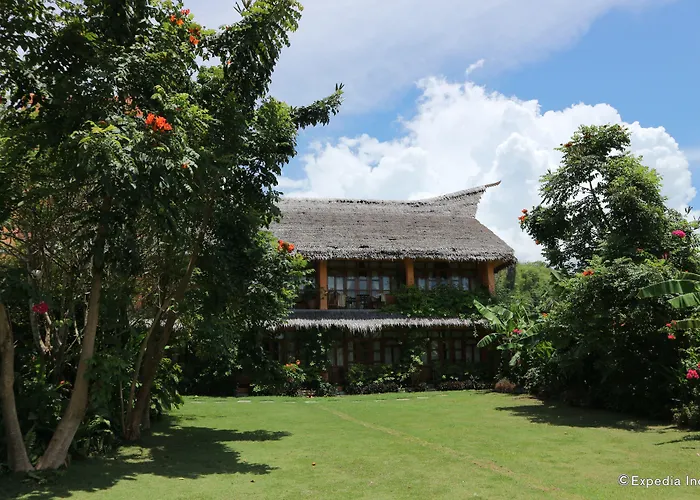 Coco Grove Beach Resort, Siquijor Island