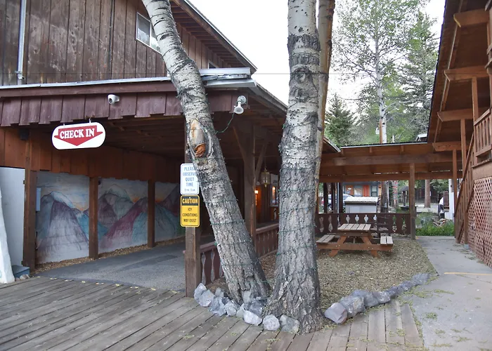 Alpine Lodge Red River