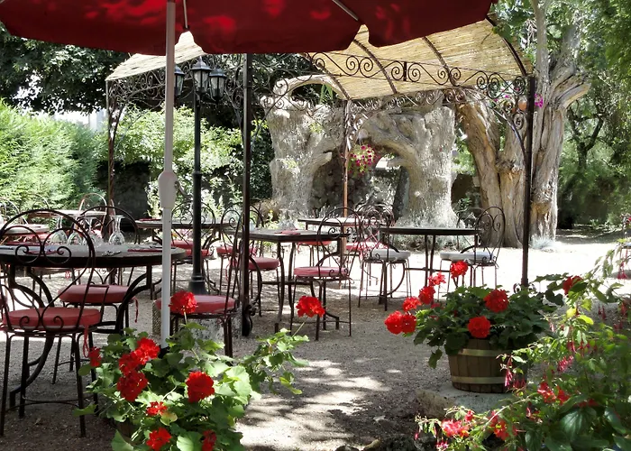 Logis Hôtel Restaurant La Breche