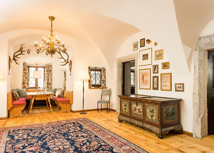 Schloss Prielau Hotel & Restaurants
