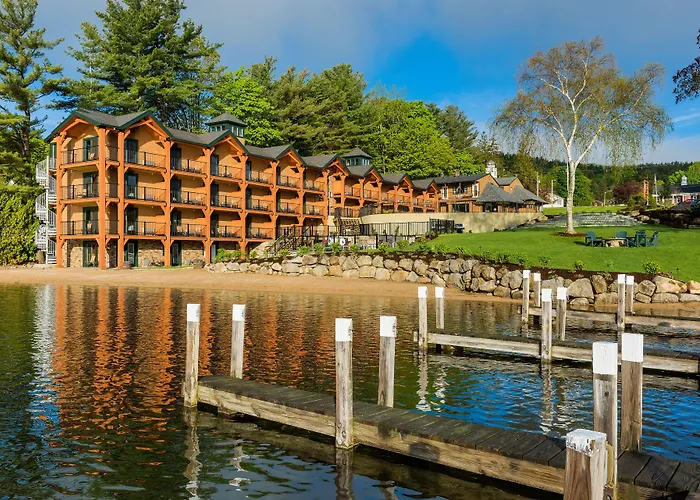Center Harbor Inn