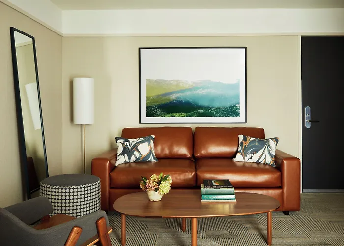 Skyline Lodge