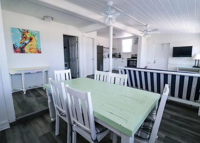 Drop Anchor Resort & Marina