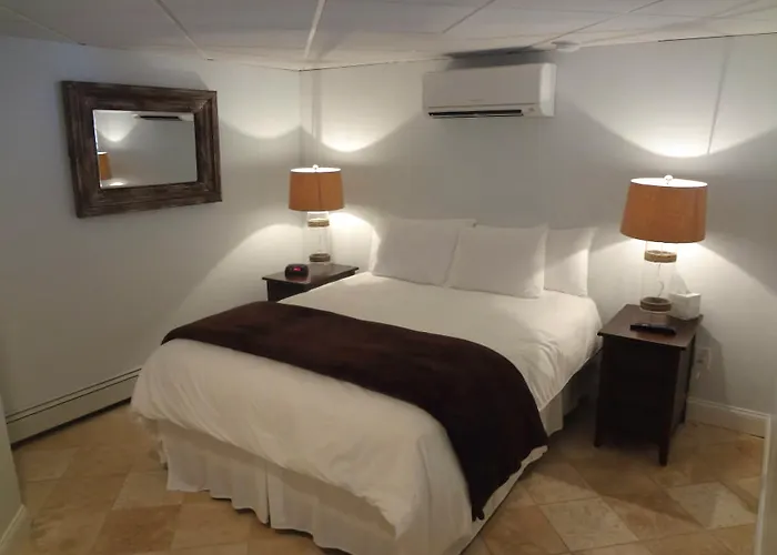 Sea Rose Suites