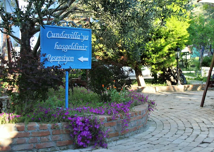 Cundavilla Hotel & Suites