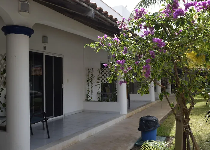 Plaza Almendros Hotel Isla Mujeres