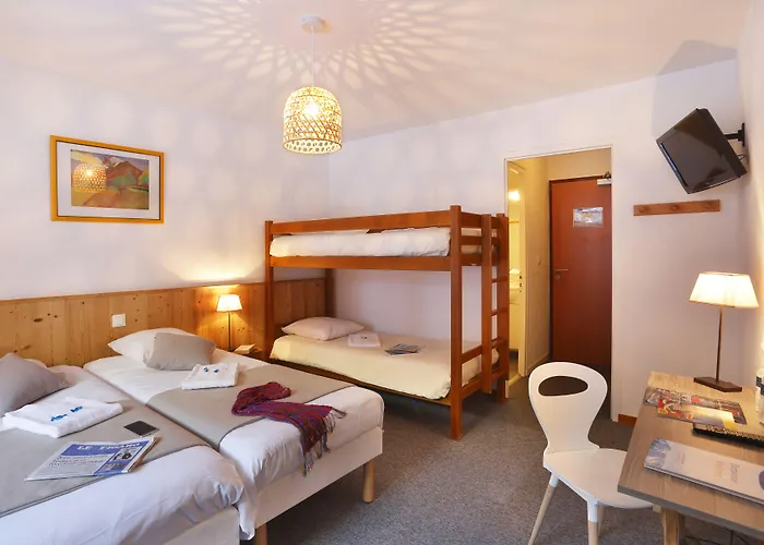 Hotel Eliova L'Eau Vive