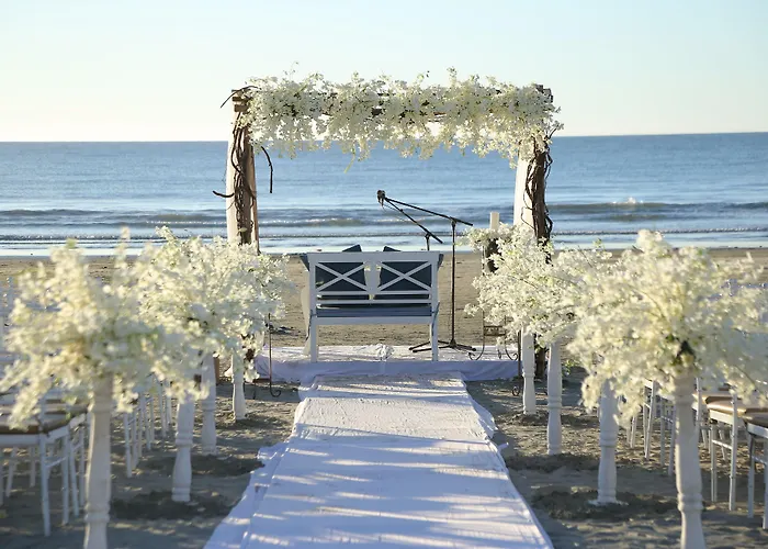 Playa Tropical Resort Hotel