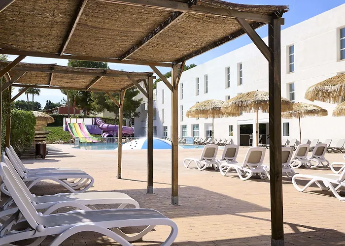 Fergus Club Palmanova Park