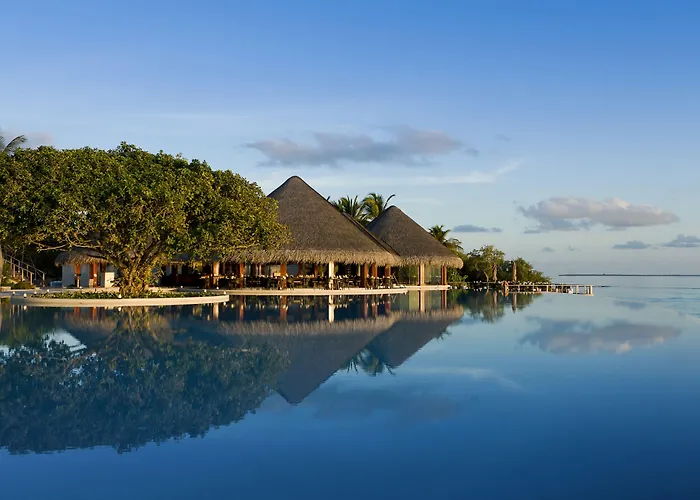 Dusit Thani Maldives - Mudhdhoo Island, Baa Atoll