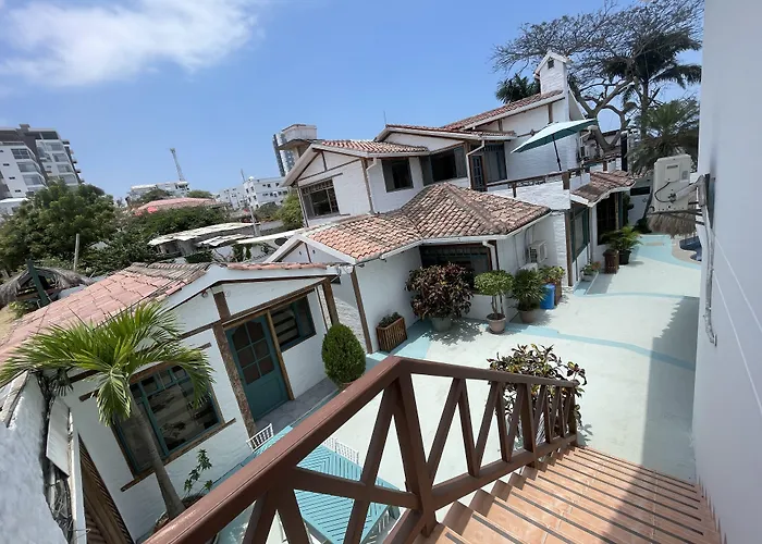 Hosteria Punta Blanca