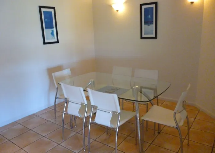 Sea Star Apartments