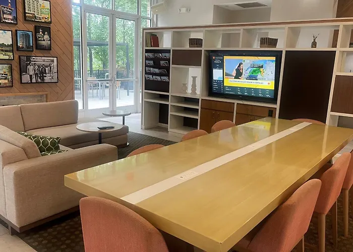 Holiday Inn Atlanta-Gas South Arena Area By Ihg