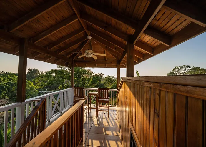 Seaside Inn Roatan