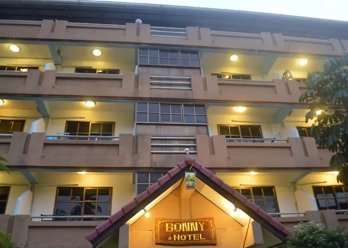 Bonny Hotel 4 Floors No Elevator 8Am-9Pm