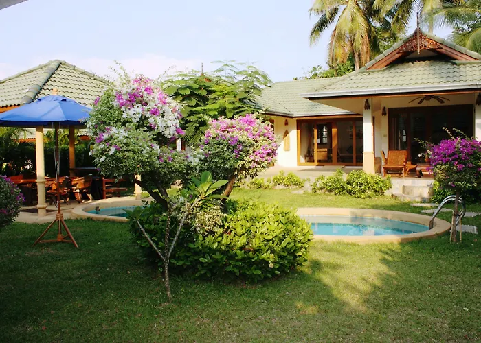 Idyllic Samui Beach Villa Resort