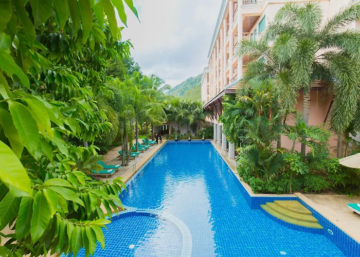 Thanthip Beach Resort Patong