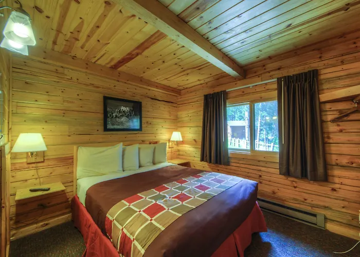 Powder House Lodge