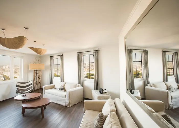 Casa Galos Hotel & Lofts