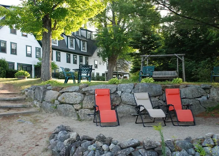 Follansbee Inn