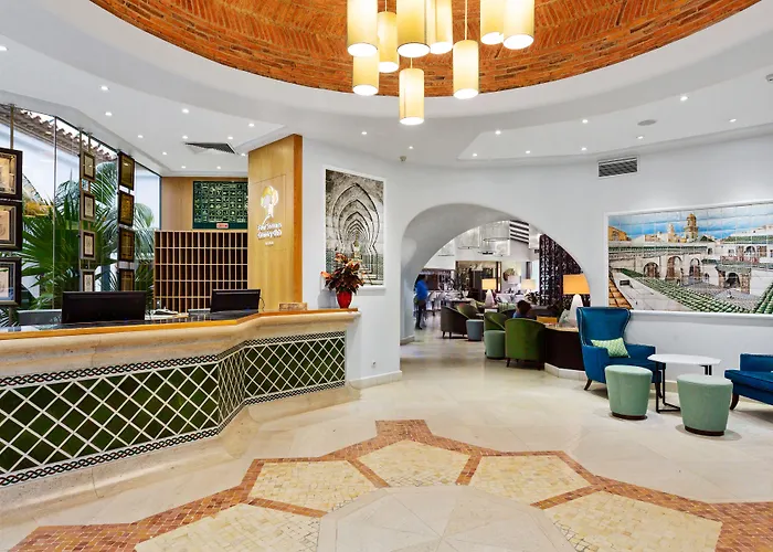 Four Seasons Country Club