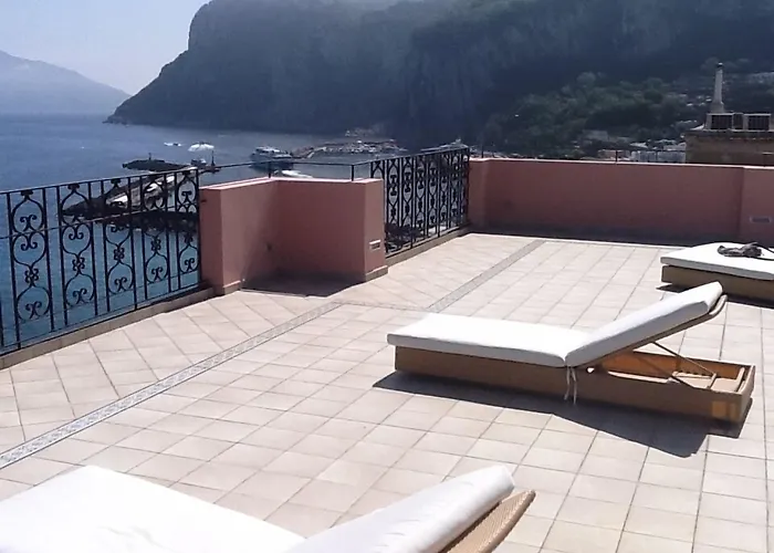 Capri Inn