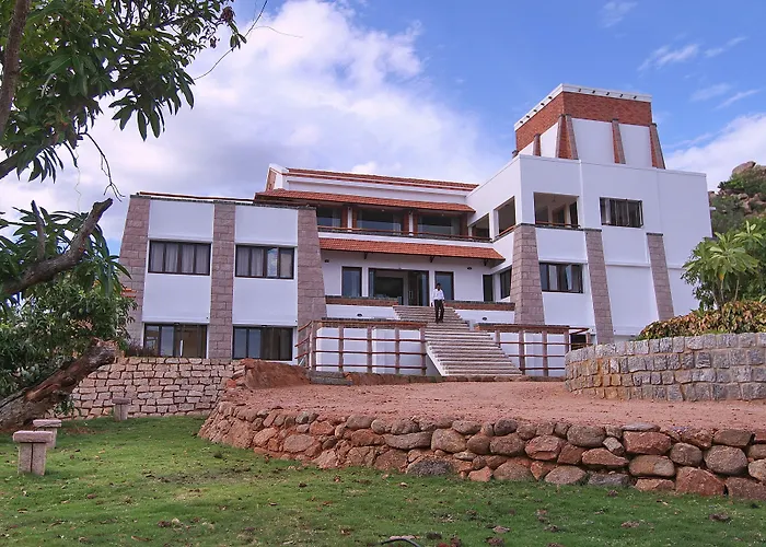 Kadambavanam Ethnic Village Resort