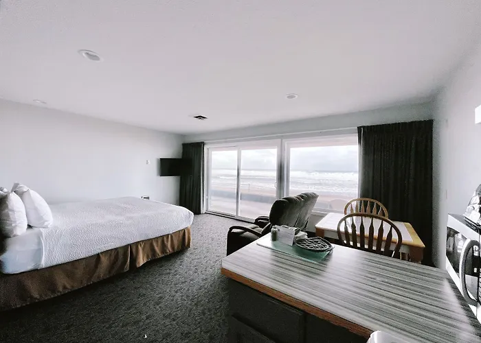 The Sandcastle Beachfront Hotel