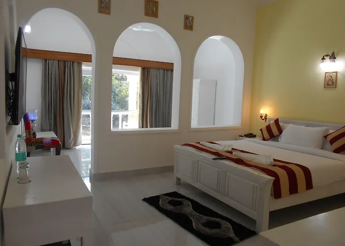 Hotel Isabel Palace
