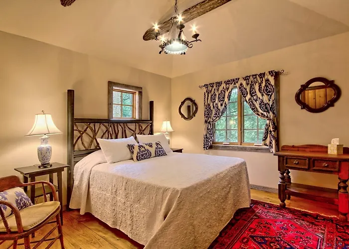 Lake Rabun Hotel