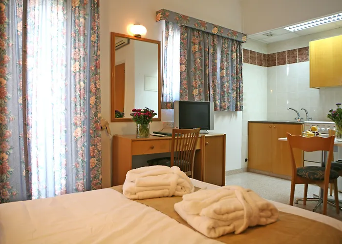 Chrielka Hotel