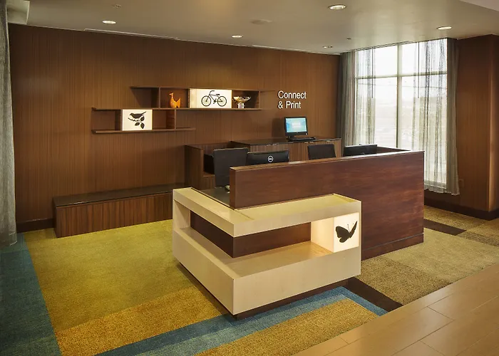 Fairfield Inn And Suites By Marriott Monaca