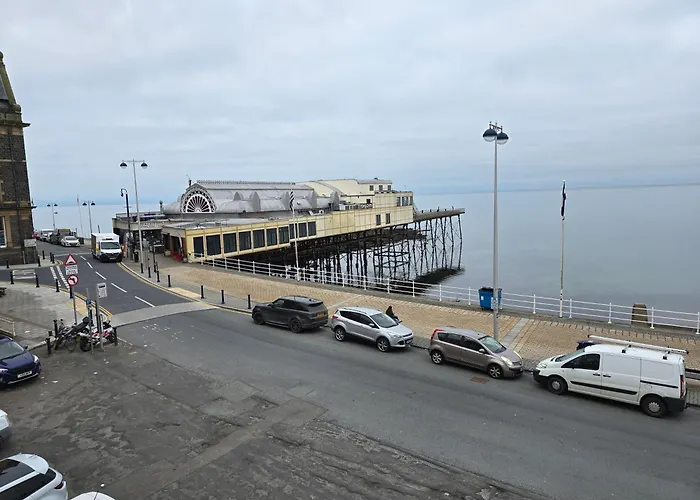 Beautiful Seafront 1 Bedroomed Apartment
