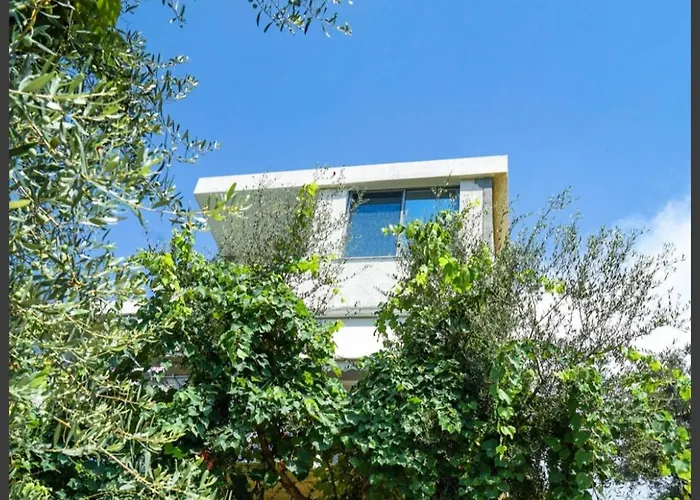 Amantius Apartments
