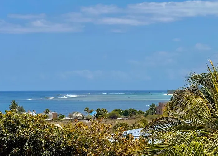 Lakaz Del Sol - Elegant Apartments With Luxurious Garden, Pool And Barbecue Area - Tourism Permit Certified