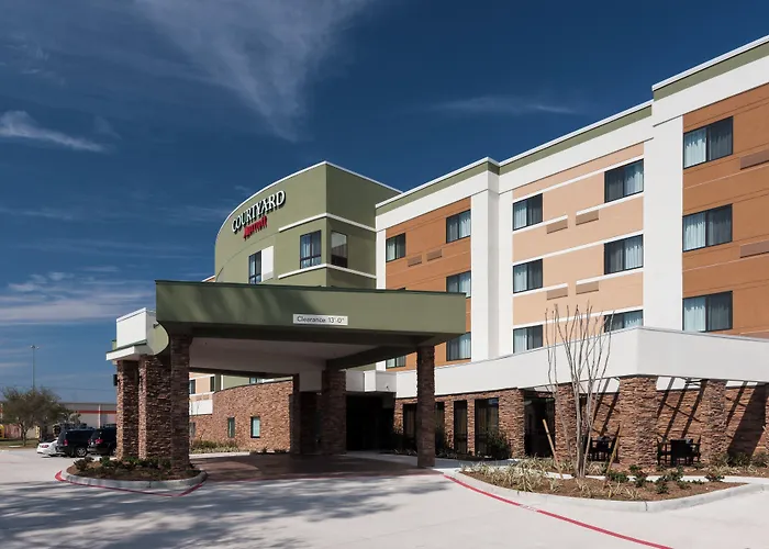 Courtyard By Marriott Houston North/Shenandoah