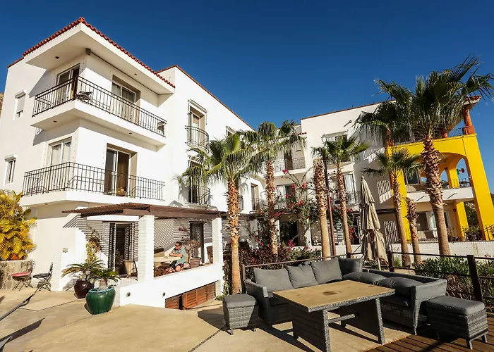 Mariamar Suites