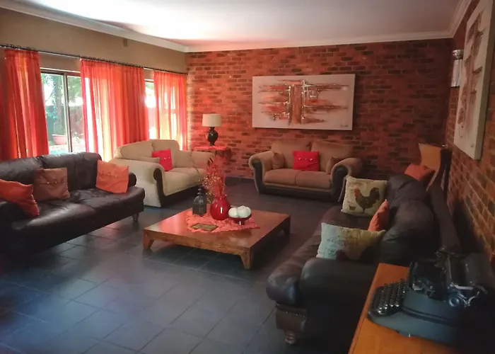 24 Onvrey Guest House