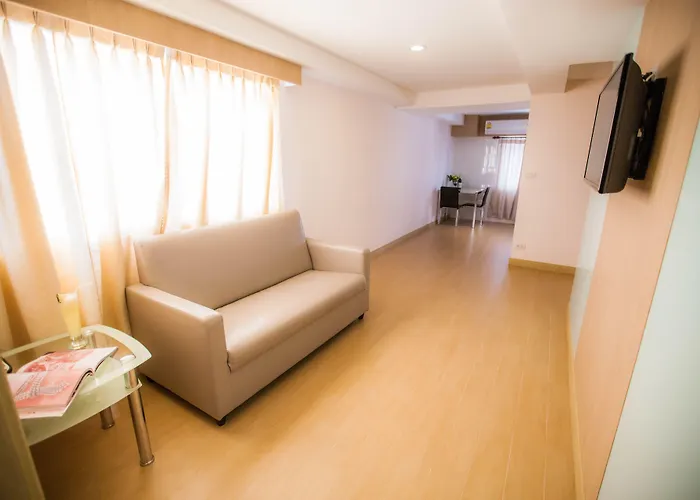 Golden City Rayong Hotel