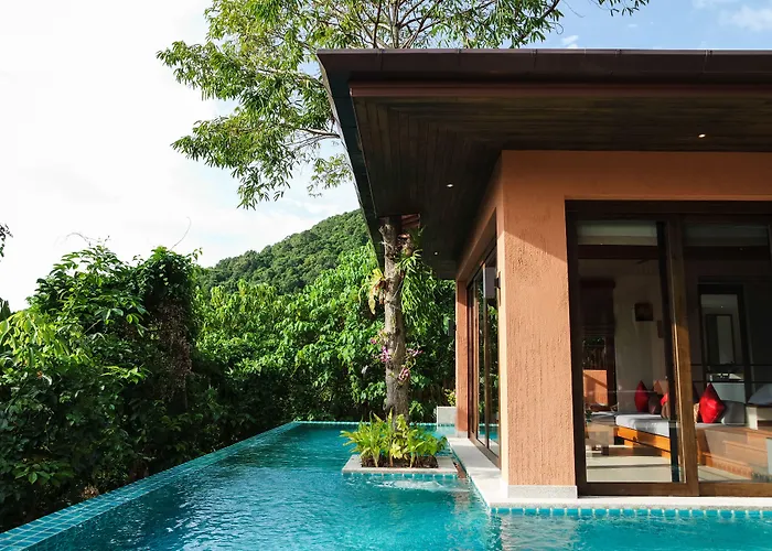 Korsiri Pool Villas