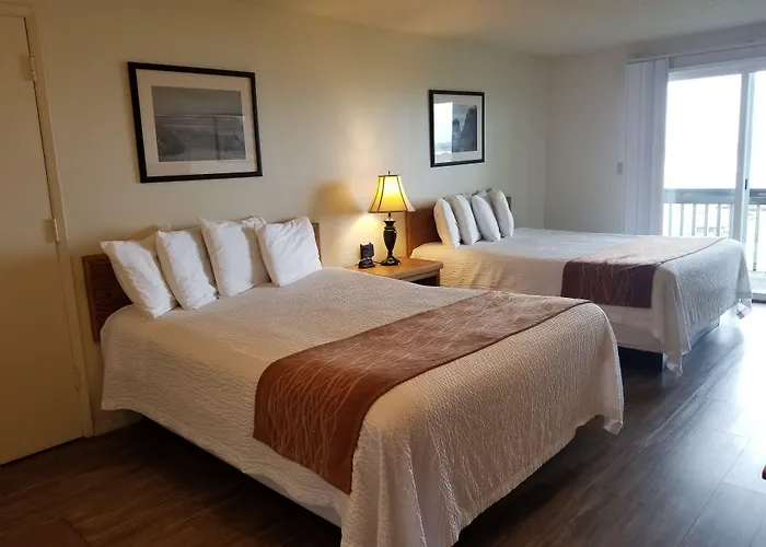 Silver Surf Motel