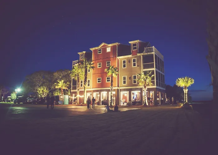 Regatta Inn - Adults Only