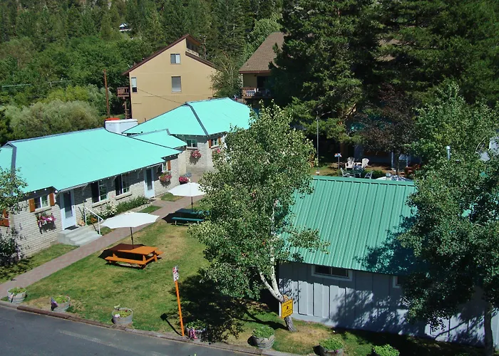 Lake Front Cabins
