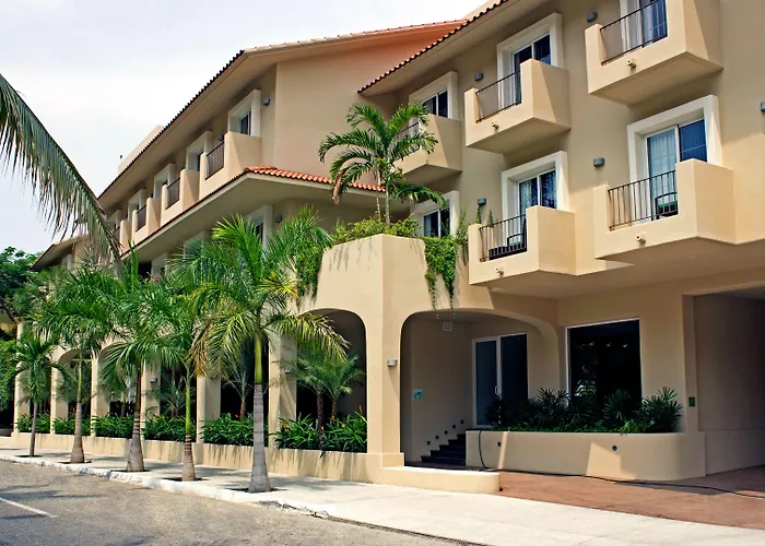 Holiday Inn Huatulco By Ihg