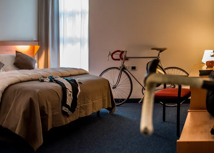 Fly Bike Hotel