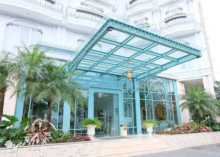 Noor Hotel