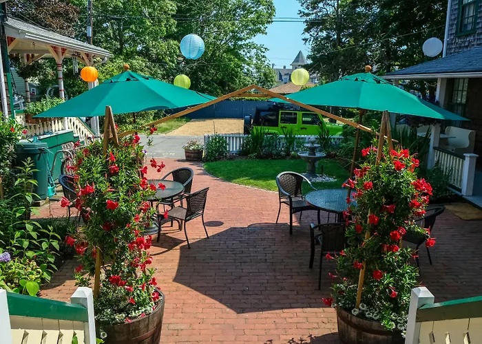 Pequot Hotel