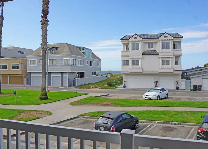 Ocean Surf Inn & Suites