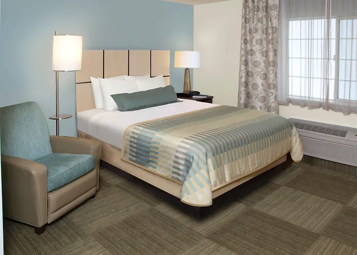 Candlewood Suites Cut Off - Galliano By Ihg